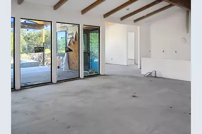 1722 Paradise Parkway, Canyon Lake, TX 78133 - Photo 11