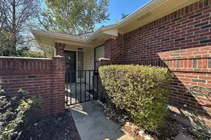 1003 Markham Ln, Austin, TX 78753 - Photo 3