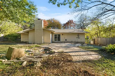 6710 Kings Point W, Austin, TX 78723 - Photo 33