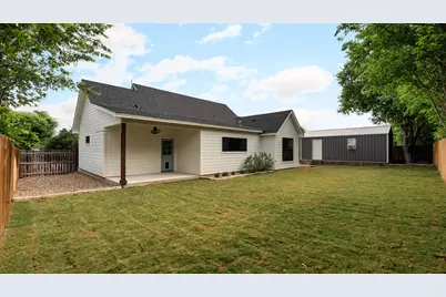 402 E Ash Drive, Johnson City, TX 78636 - Photo 7