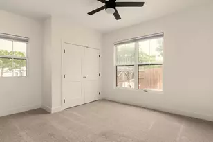 402 E Ash Dr, Johnson City, TX 78636 - Photo 17