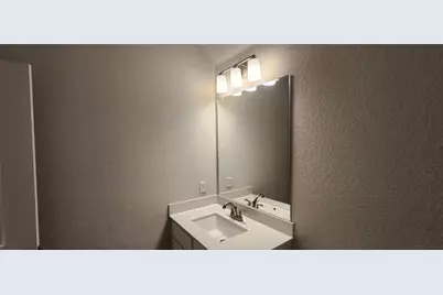 424 Los Olives Lane, Liberty Hill, TX 78641 - Photo 19