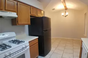 8310 Los Ranchos Dr, Austin, TX 78749 - Photo 11