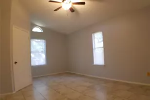 8310 Los Ranchos Dr, Austin, TX 78749 - Photo 13
