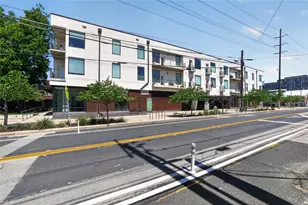1800 E 4th St, Austin, TX 78702 - Photo 23