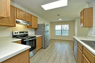 1201 Pike Path, Round Rock, TX 78665 - Photo 11