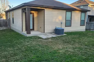 205 Beech Dr, Kyle, TX 78640 - Photo 13