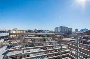 711 W 26th St, Austin, TX 78705 - Photo 27