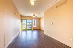 711 W 26th St, Austin, TX 78705 - Photo 7