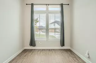 2800 Sebring Cir, Austin, TX 78747 - Photo 11