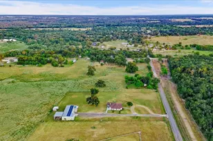 972 Co Rd 335, Rockdale, TX 76567 - Photo 31