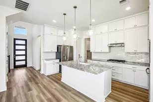 8609 Chalgrin Pl, Austin, TX 78744 - Photo 9