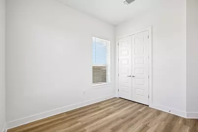 8609 Chalgrin Place, Austin, TX 78744 - Photo 13