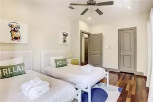 602 W N Loop Blvd, Austin, TX 78751 - Photo 17