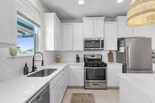 6305 Pine Leaf Trail, Austin, TX 78747 - Photo 13