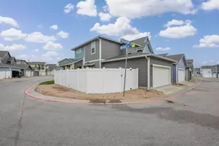 8013 Mellencamp Dr, Austin, TX 78744 - Photo 31