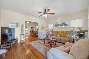 2906 Pearl St, Austin, TX 78705 - Photo 3