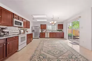 83 Elm Hill Ct, San Marcos, TX 78666 - Photo 3