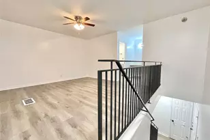 2306 Barton Village Cir, Austin, TX 78704 - Photo 15