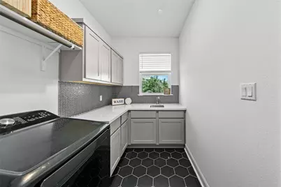 707 Two Creeks Lane, Austin, TX 78737 - Photo 35