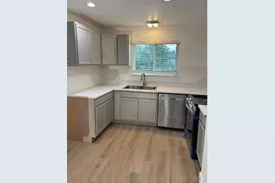 4608 E Village Court, Austin, TX 78744 - Photo 5