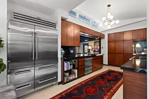 2401 Jarratt Ave, Austin, TX 78703 - Photo 3