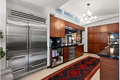2401 Jarratt Avenue, Austin, TX 78703 - Photo 3