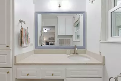 1215 W Live Oak Street, Lockhart, TX 78644 - Photo 27