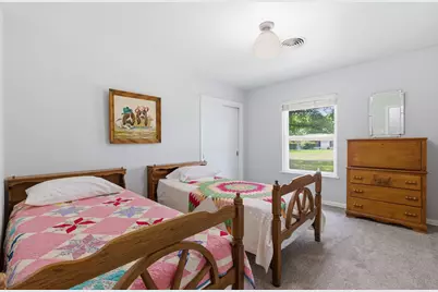 1215 W Live Oak Street, Lockhart, TX 78644 - Photo 31