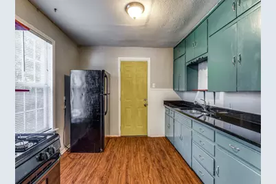 1136 Garland Avenue, Austin, TX 78721 - Photo 9