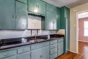 1136 Garland Ave, Austin, TX 78721 - Photo 3