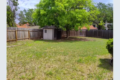 13312 Chasewood Cove, Austin, TX 78727 - Photo 23