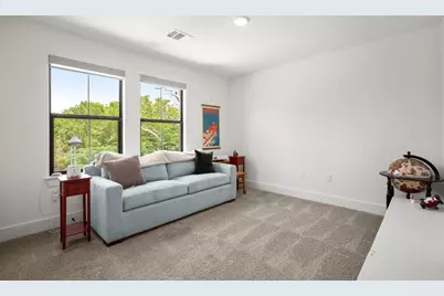 808A E 17th Street #16, Georgetown, TX 78626 - Photo 17