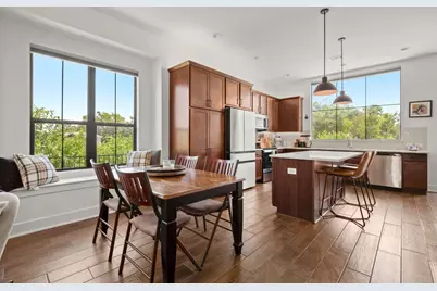 808A E 17th Street #16, Georgetown, TX 78626 - Photo 5