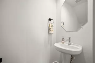 808A E 17th St, Georgetown, TX 78626 - Photo 11