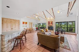 555 Hillsedge Rd, Wimberley, TX 78676 - Photo 5