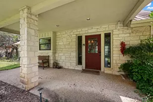 555 Hillsedge Rd, Wimberley, TX 78676 - Photo 3