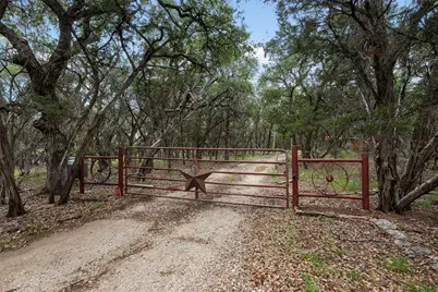 555 Hillsedge Road, Wimberley, TX 78676 - Photo 35