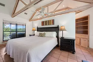 555 Hillsedge Rd, Wimberley, TX 78676 - Photo 13