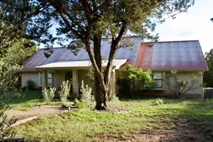 555 Hillsedge Rd, Wimberley, TX 78676 - Photo 1