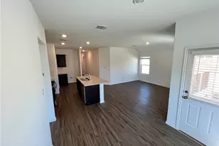 3305 Dusted Daisey St, Pflugerville, TX 78660 - Photo 5