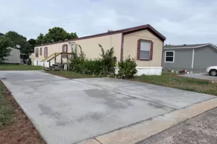 116 Guadalupe St, Bastrop, TX 78602 - Photo 1