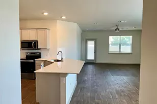 13009 Kearns Dr, Pflugerville, TX 78660 - Photo 5