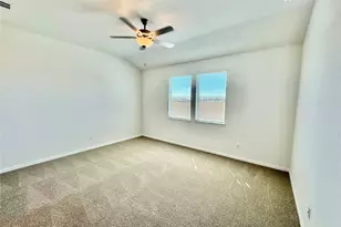 517 Banff Dr, Kyle, TX 78640 - Photo 3