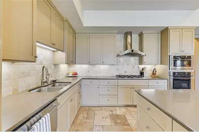 27107 Waterfall Hill Parkway, Spicewood, TX 78669 - Photo 9