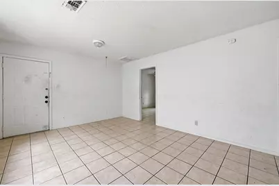 7307 Carver Avenue, Austin, TX 78752 - Photo 9