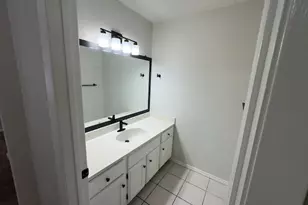 12105 Missel Thrush Ct, Austin, TX 78750 - Photo 17