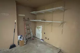 12105 Missel Thrush Ct, Austin, TX 78750 - Photo 9