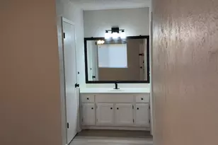 12105 Missel Thrush Ct, Austin, TX 78750 - Photo 13