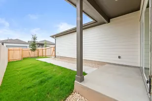 183 Glocken Ln, Kyle, TX 78640 - Photo 35